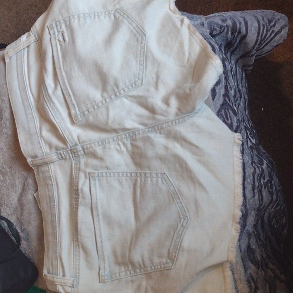 Shorts - Picture 2 of 2